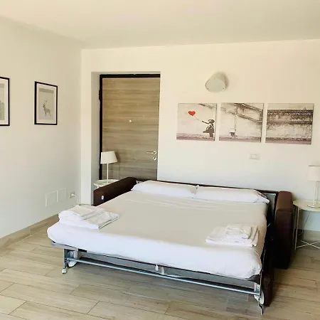 Skytower Apartment Rome Exterior photo