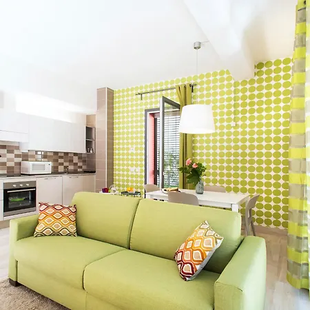 Skytower Apartment Rome Room photo
