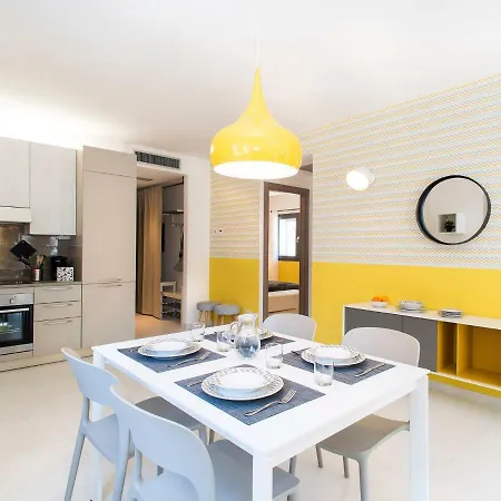 Skytower Apartment Rome Room photo